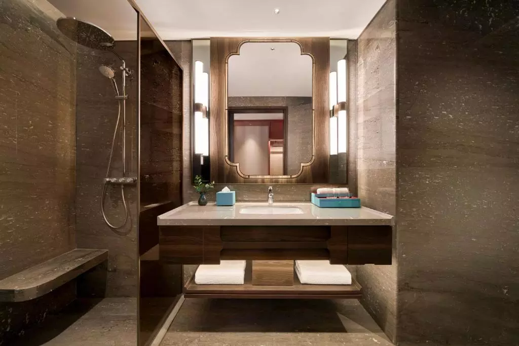 DUSIT LE PALAIS Or similar